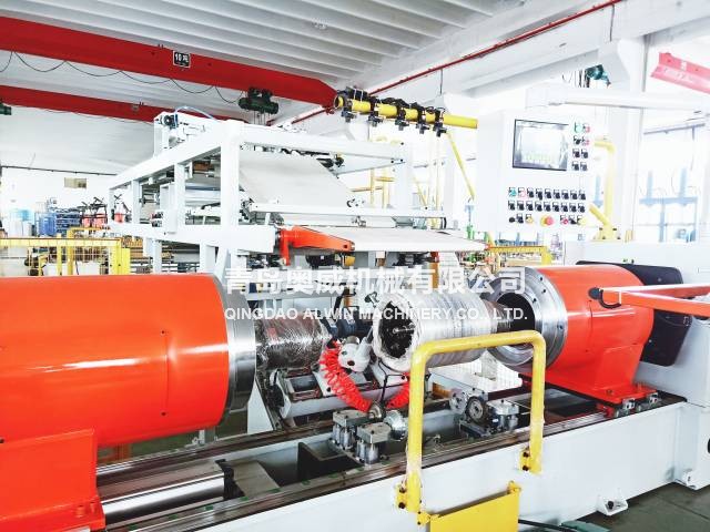 ATV沙灘車(chē)胎自動(dòng)膠囊反包成型機(jī)